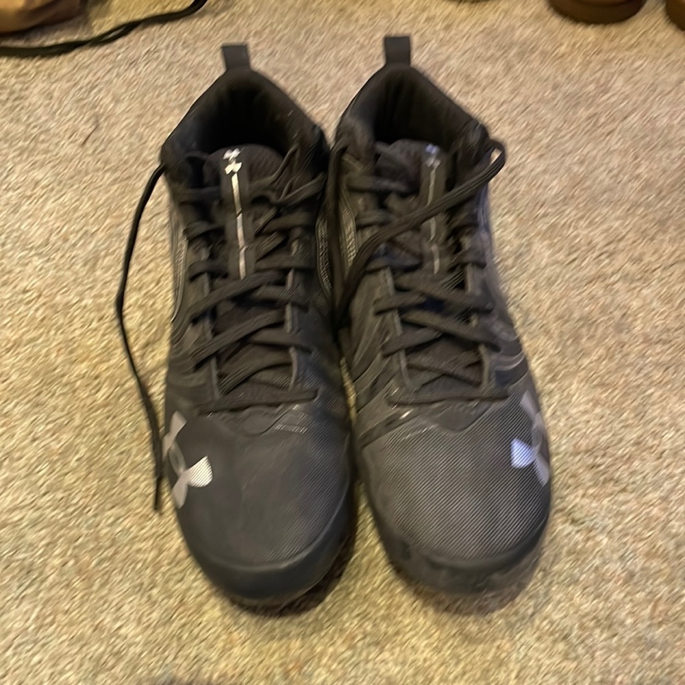 Underarmour football cleats